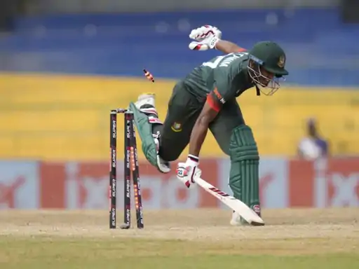 Cricket Showdown: India vs. Bangladesh 2023 - Virat Kohli's 800 Runs and More! 4 chance of a runout 1694772853