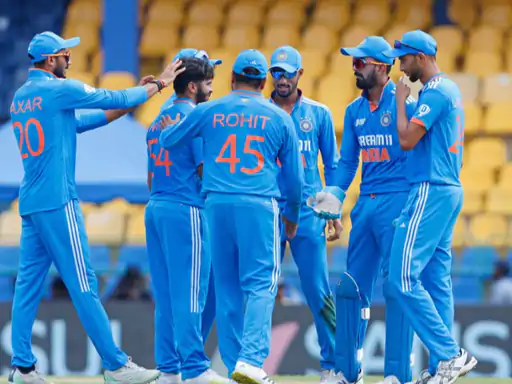 Cricket Showdown: India vs. Bangladesh 2023 - Virat Kohli's 800 Runs and More! 2 team celebration 1694772639