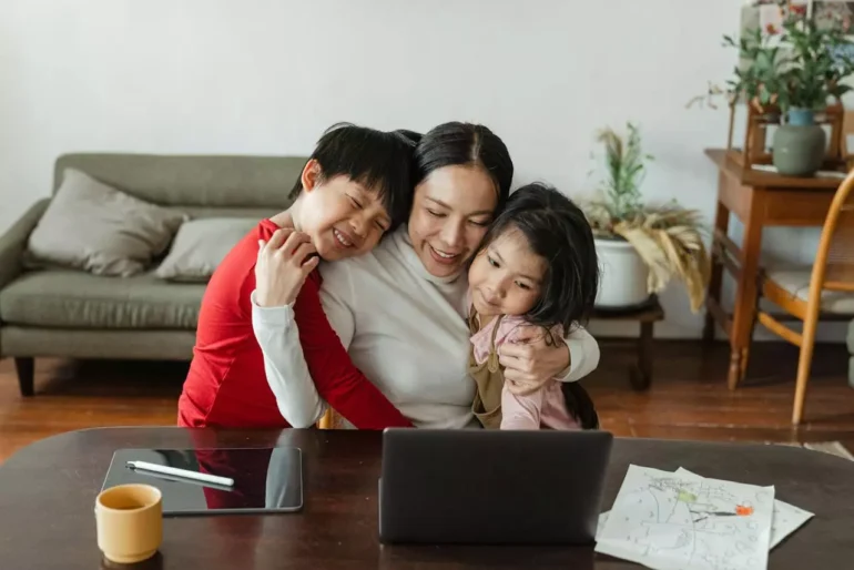 modern parenting, parenting styles, authoritative parenting, permissive parenting, authoritarian parenting, helicopter parenting, neglectful parenting