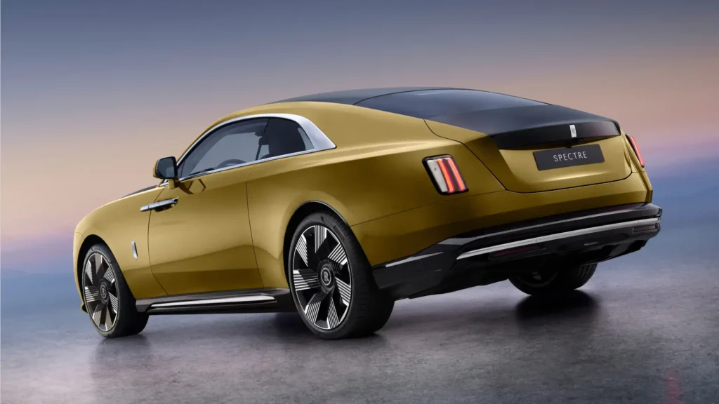 Rolls Royce Specter: भारत की सबसे महेंगी इलेक्ट्रिक कार: देखिए इस शानदार गाड़ी का राज! 3 Rolls Royce Specter, इलेक्ट्रिक कार, भारत, शानदार, लक्जरी, महंगी,