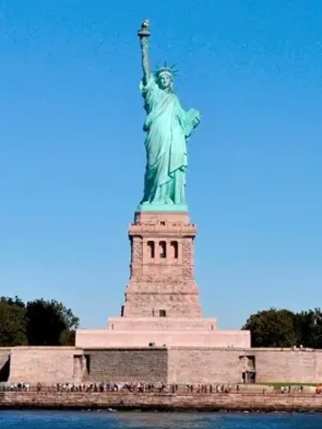 New York Exploration, Must-Visit Places, Mind-Blowing Attractions, New York Travel, Tourist Destinations, Explore NYC